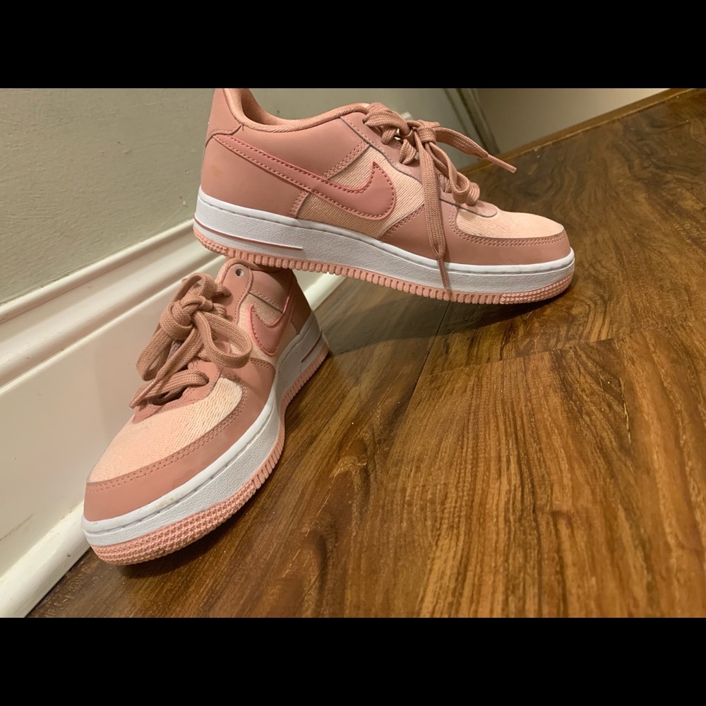 Pink nikes